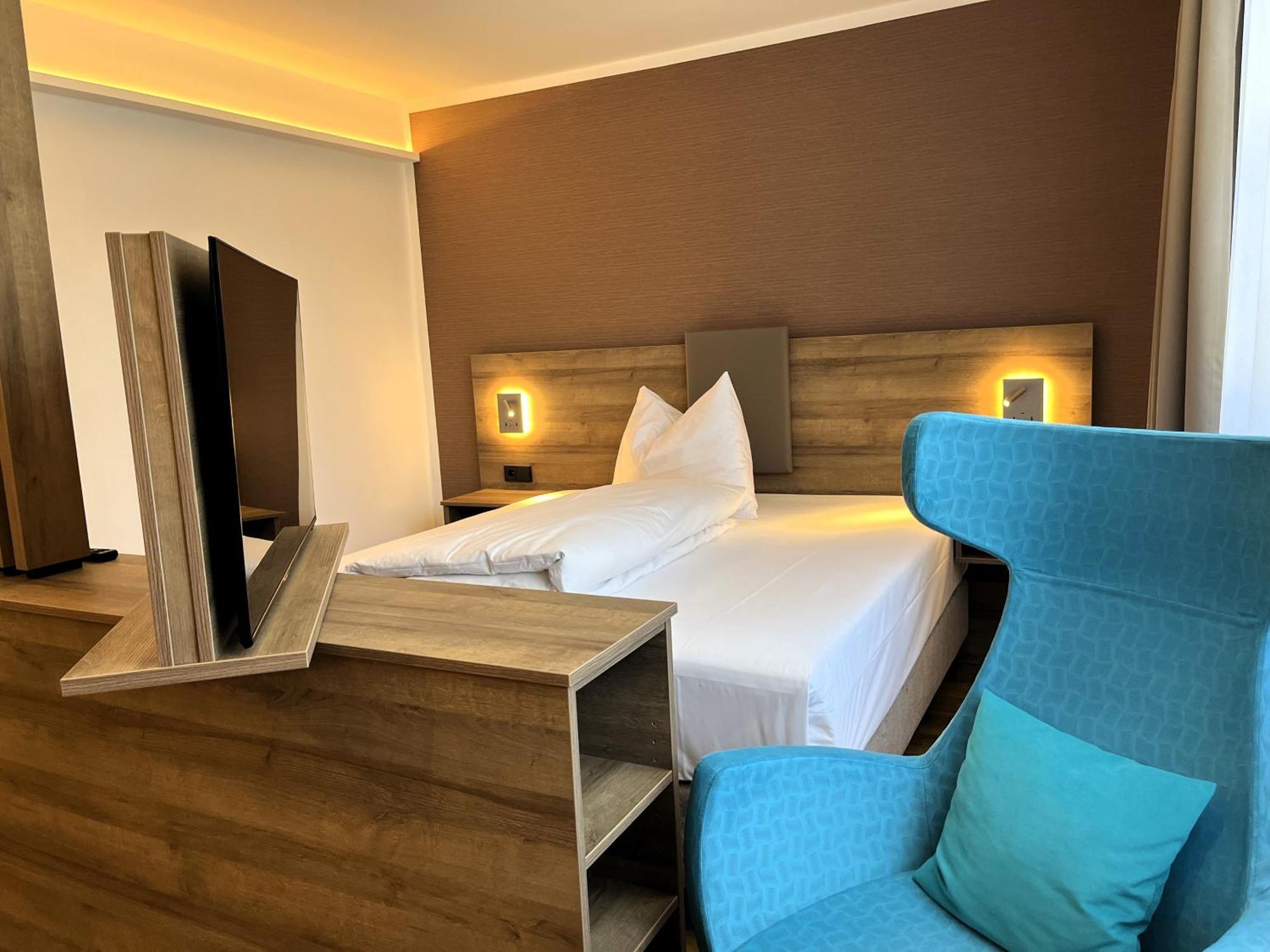Westside Hotel Мюнхен Экстерьер фото