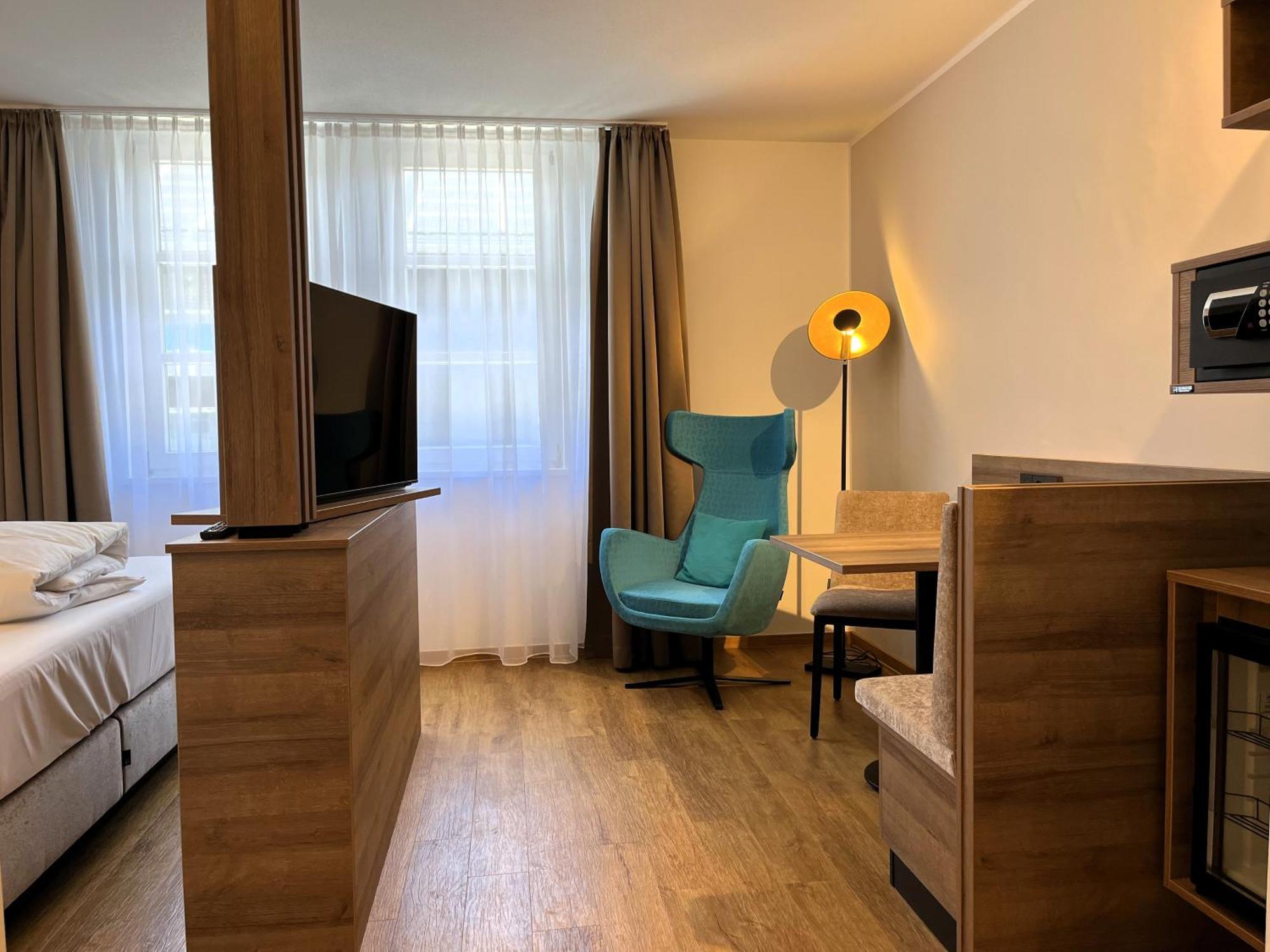 Westside Hotel Мюнхен Экстерьер фото