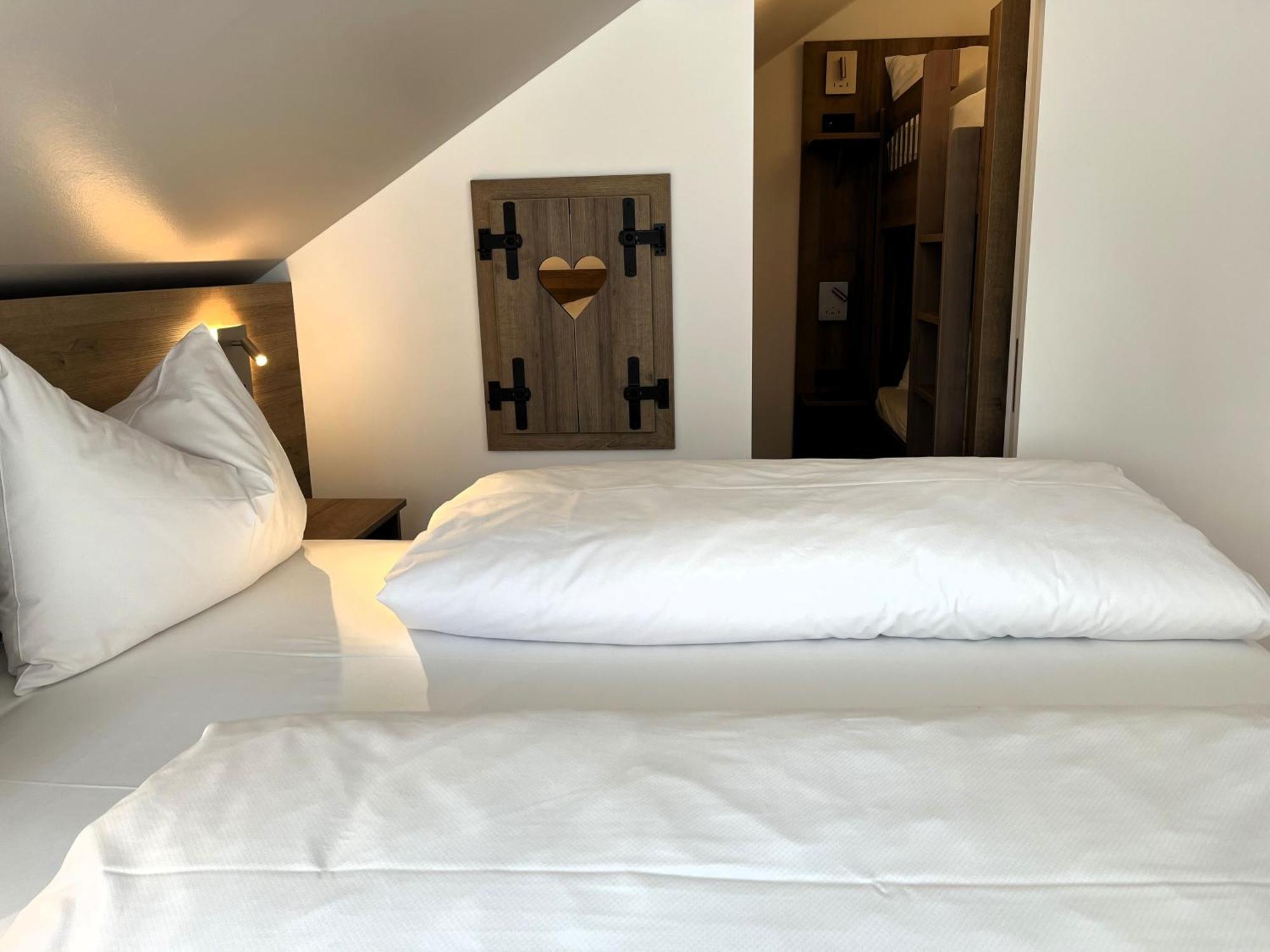 Westside Hotel Мюнхен Экстерьер фото